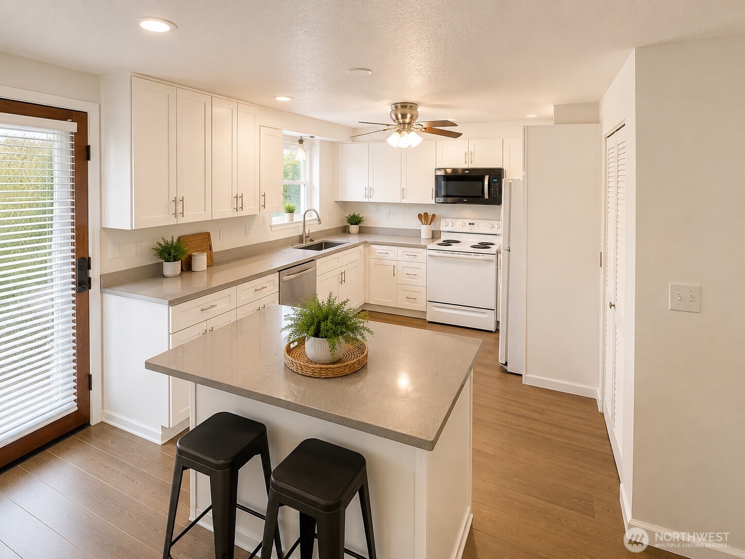 11210 133rd Avenue SE Rainier WA 98576