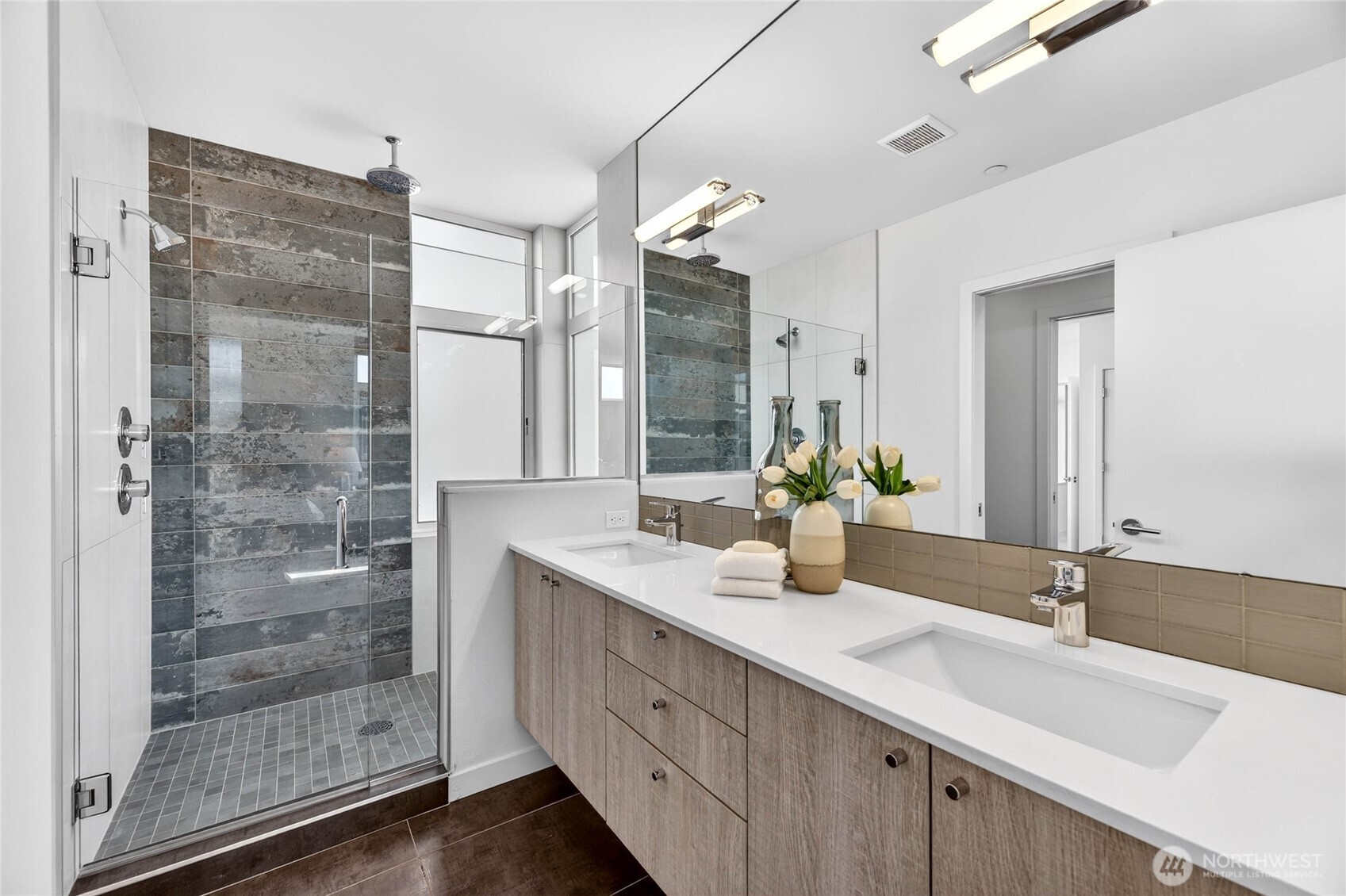 4153 California Avenue SW Seattle WA 98116