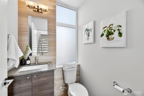 4153 California Avenue SW Seattle WA 98116