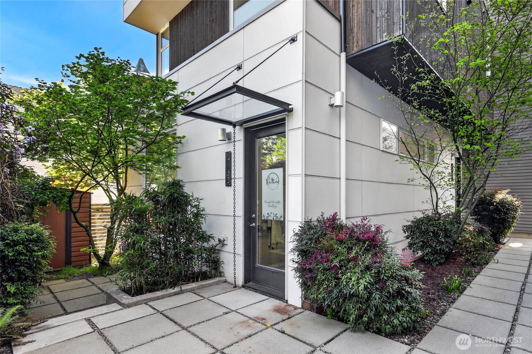 4153 California Avenue SW Seattle WA 98116