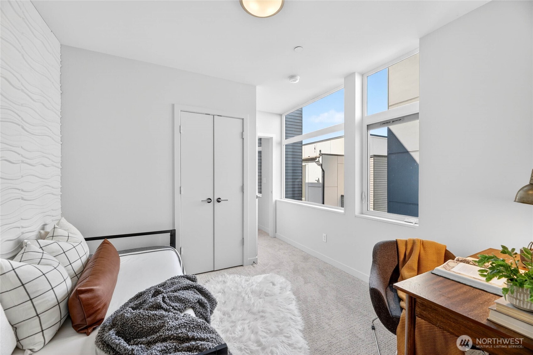 4153 California Avenue SW Seattle WA 98116
