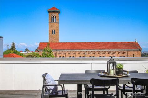 4153 California Avenue SW Seattle WA 98116