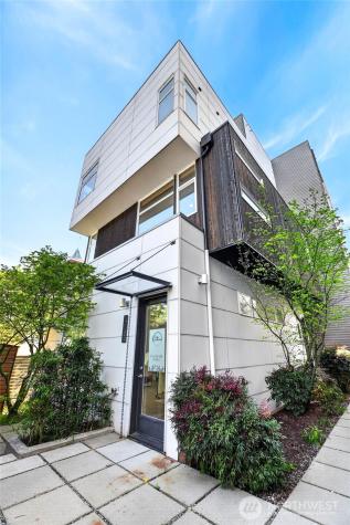 4153 California Avenue SW Seattle WA 98116