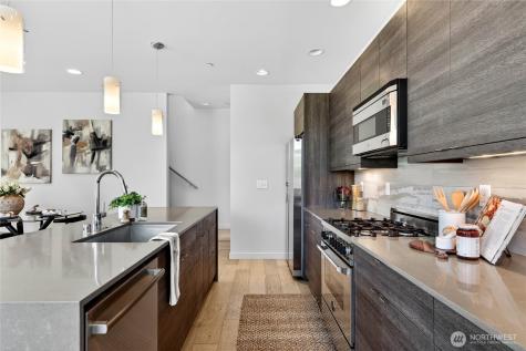4153 California Avenue SW Seattle WA 98116