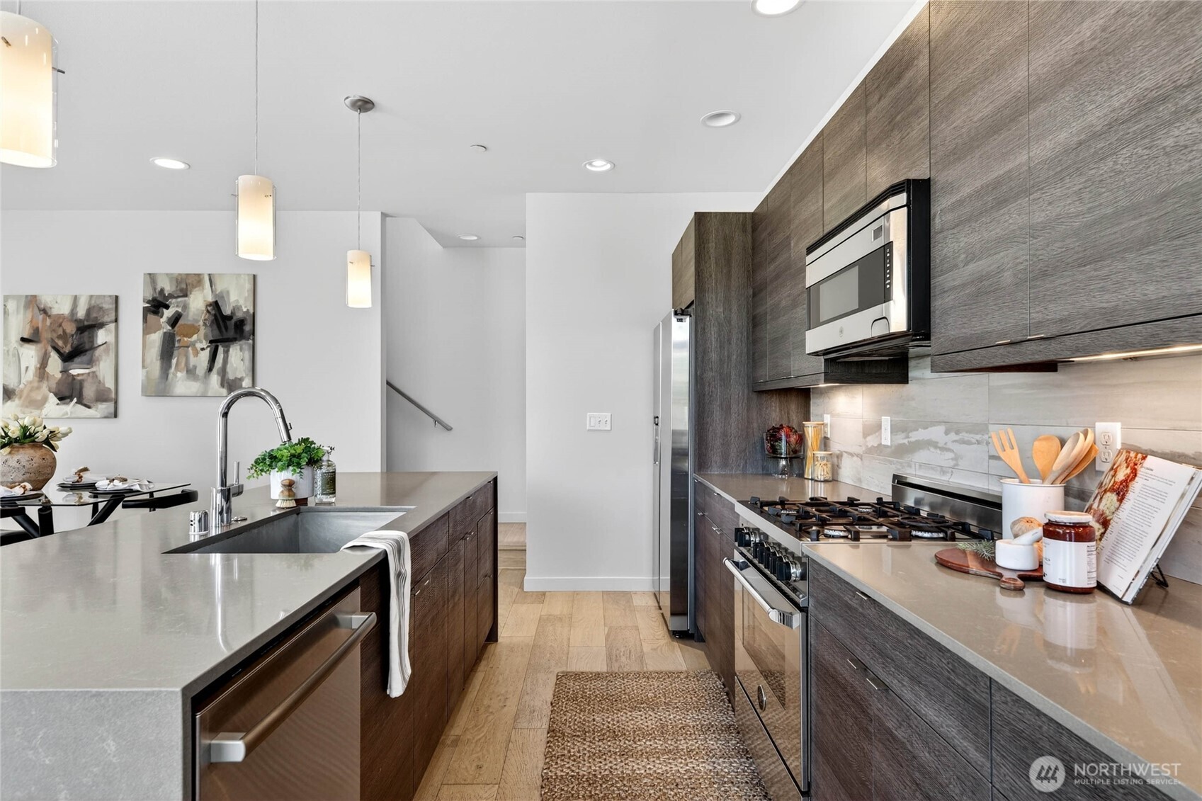 4153 California Avenue SW Seattle WA 98116