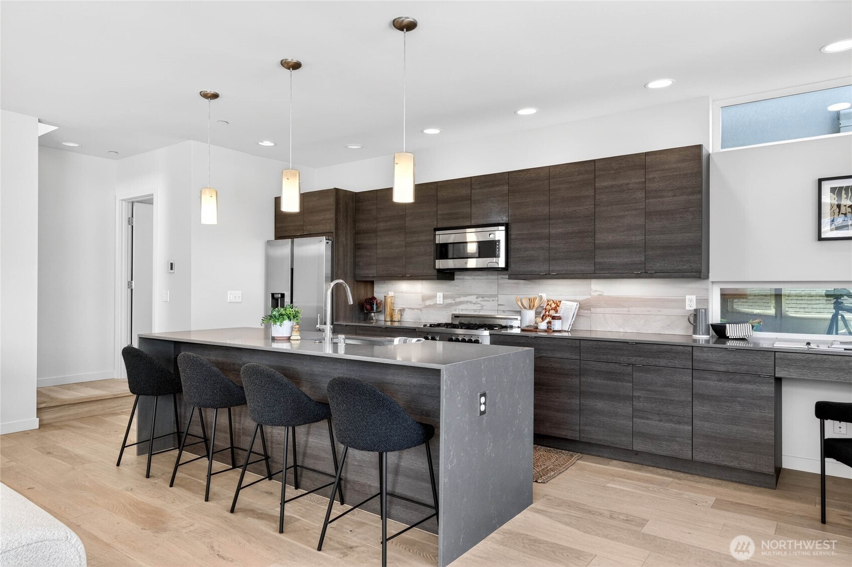 4153 California Avenue SW Seattle WA 98116