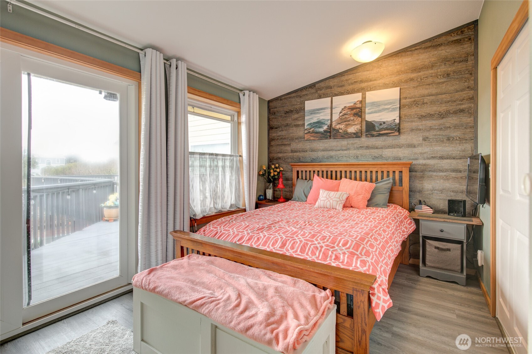 200 Ocean Lake Way NW Ocean Shores WA 98569