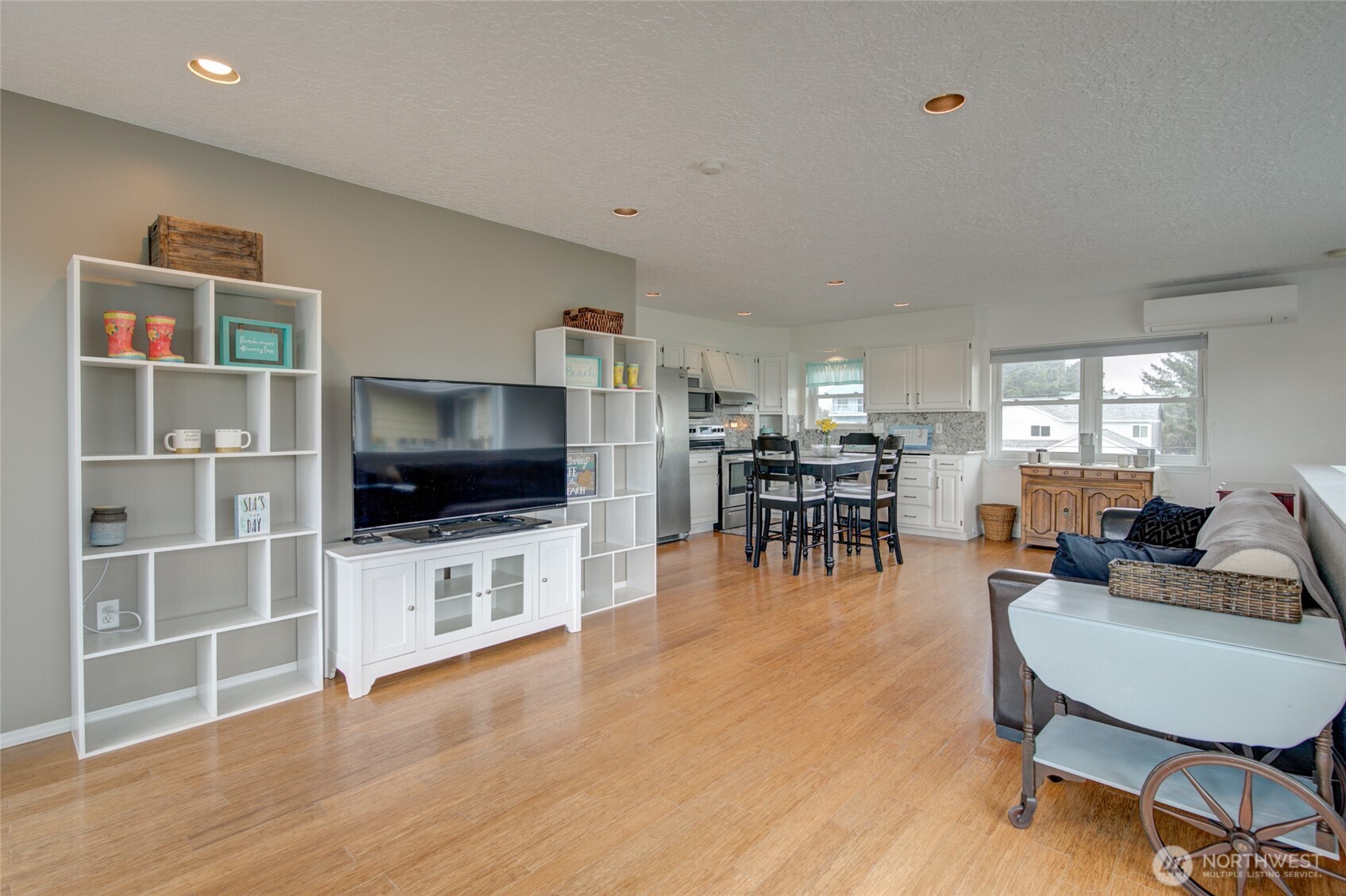 200 Ocean Lake Way NW Ocean Shores WA 98569