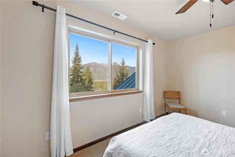 72 Telluride Drive Ronald WA 98940