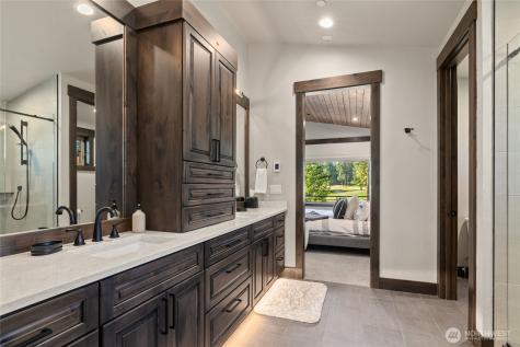 890 Larkspur Loop Cle Elum WA 98922