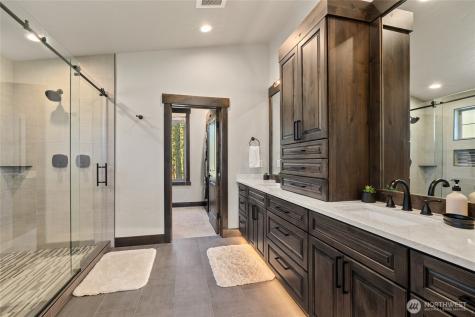 890 Larkspur Loop Cle Elum WA 98922