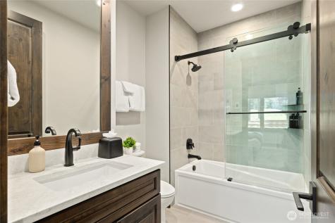 890 Larkspur Loop Cle Elum WA 98922