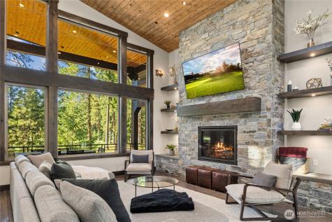 890 Larkspur Loop Cle Elum WA 98922