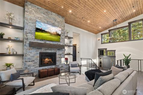 890 Larkspur Loop Cle Elum WA 98922