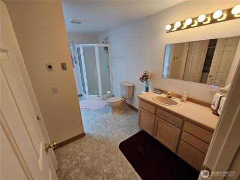 33406 H Place Ocean Park WA 98640