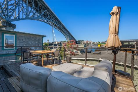 2766 Westlake Avenue N Seattle WA 98109