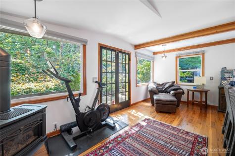 2766 Westlake Avenue N Seattle WA 98109