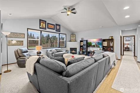 1402 S Machias Road Snohomish WA 98290