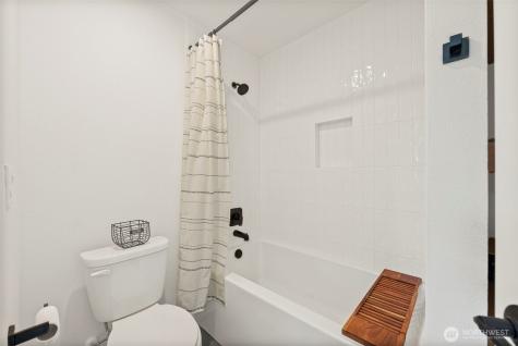 14423 134th Avenue E Puyallup WA 98374