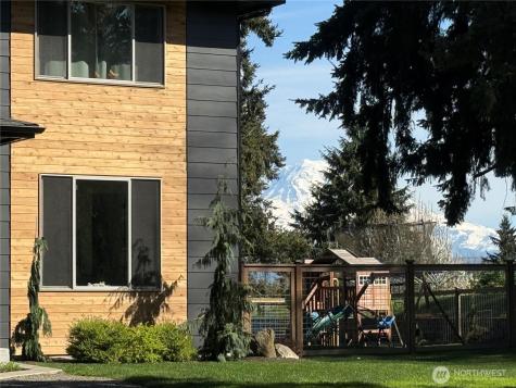 14423 134th Avenue E Puyallup WA 98374