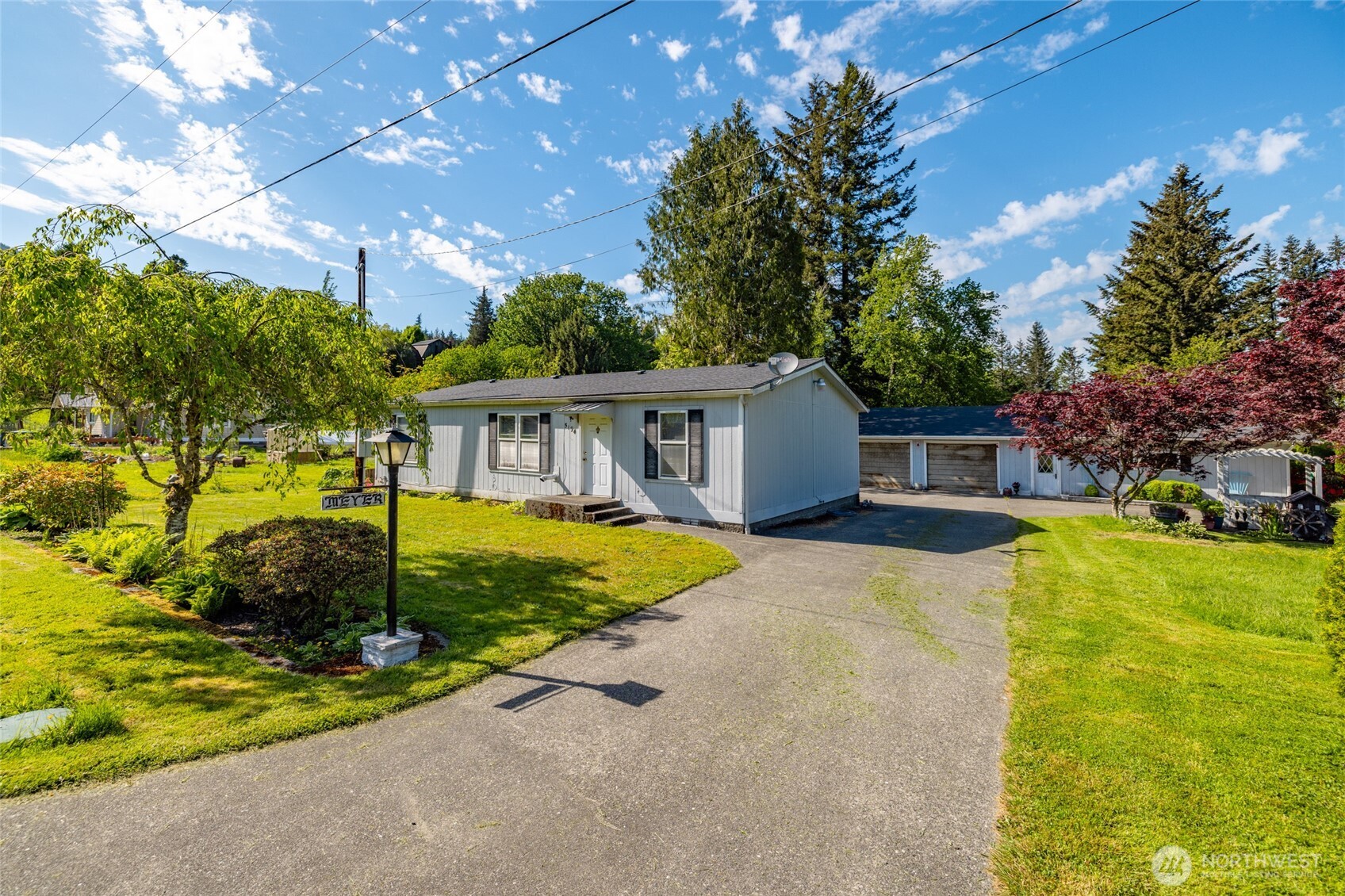 5194 School Street Acme WA 98220