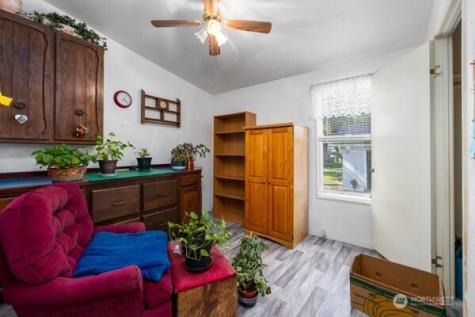 5194 School Street Acme WA 98220