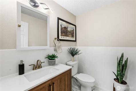 16602 10th Avenue E Spanaway WA 98387