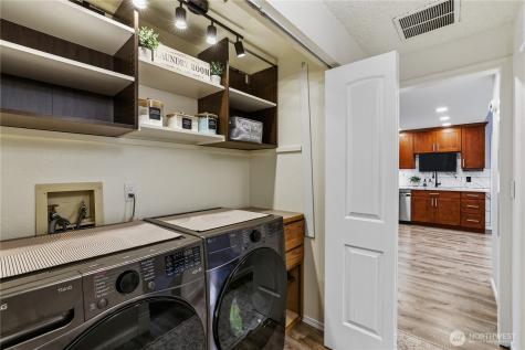 16602 10th Avenue E Spanaway WA 98387