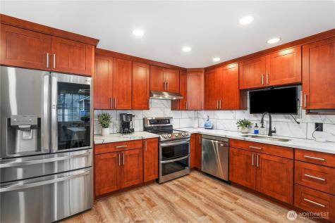 16602 10th Avenue E Spanaway WA 98387