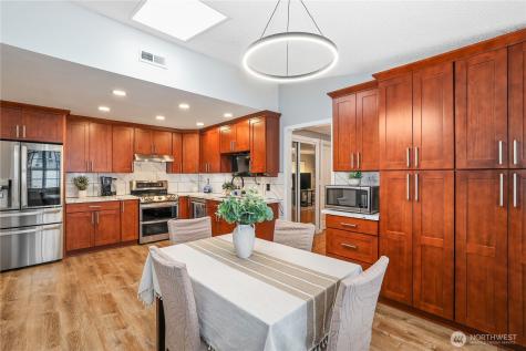 16602 10th Avenue E Spanaway WA 98387