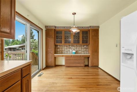 14511 NE 2nd Place Bellevue WA 98007