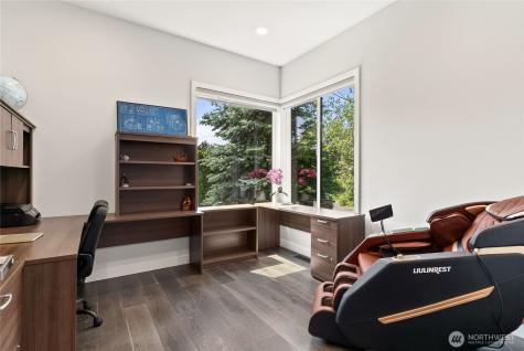 34930 27th Avenue S Federal Way WA 98003