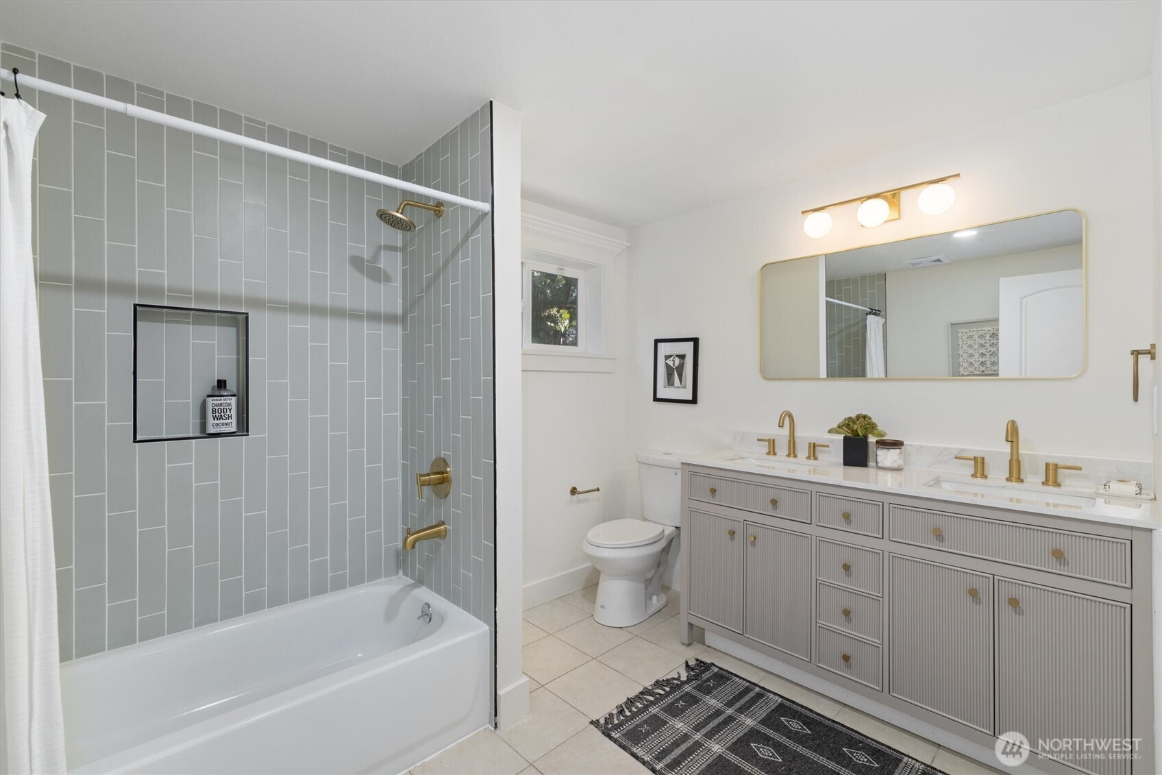 7908 S Lakeridge Drive Seattle WA 98178
