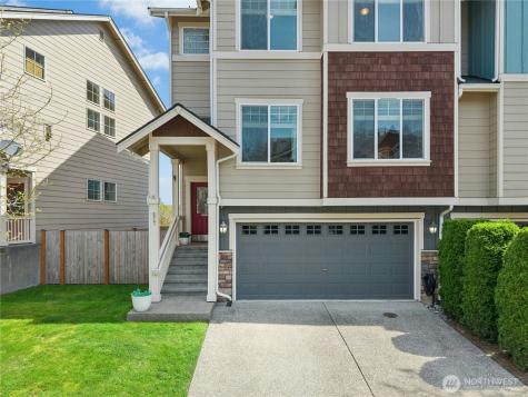 527 Pilchuck Path Everett WA 98201