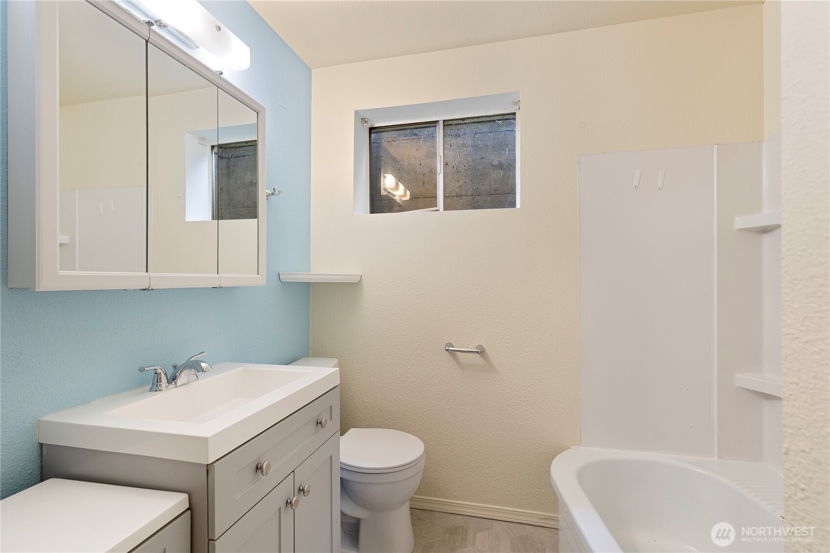 2012 Jackson Drive NW Bremerton WA 98312