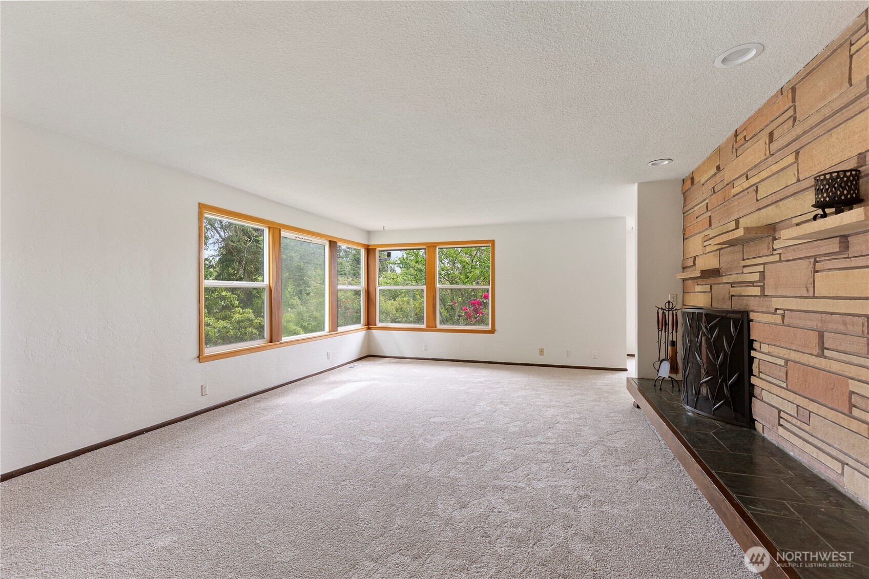 2012 Jackson Drive NW Bremerton WA 98312