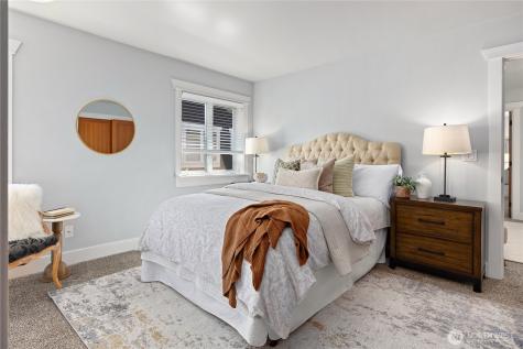 9039 North Town Drive NE Bainbridge Island WA 98110