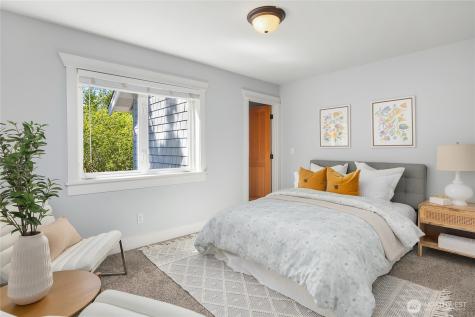 9039 North Town Drive NE Bainbridge Island WA 98110