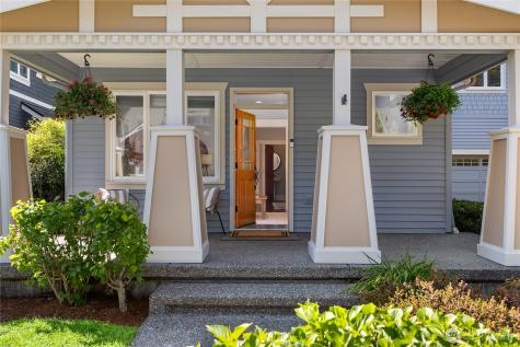 9039 North Town Drive NE Bainbridge Island WA 98110