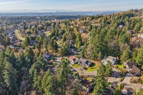 14335 SE 63rd Street Bellevue WA 98006