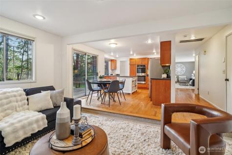 14335 SE 63rd Street Bellevue WA 98006