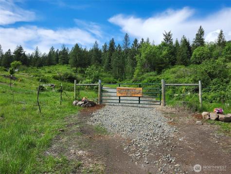 817 Dominion Springs Way Colville WA 99114