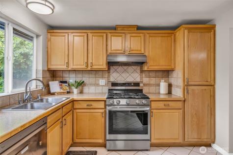 14638 124th Place NE Woodinville WA 98072