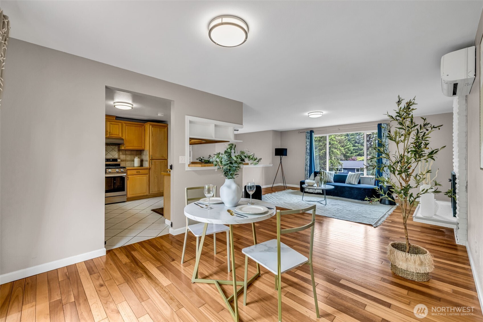 14638 124th Place NE Woodinville WA 98072