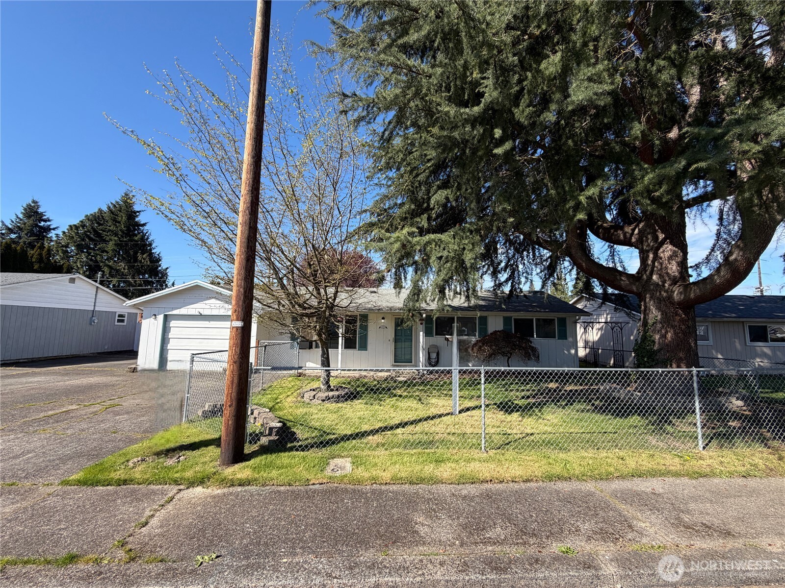359 Douglas Street Longview WA 98632