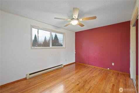 359 Douglas Street Longview WA 98632