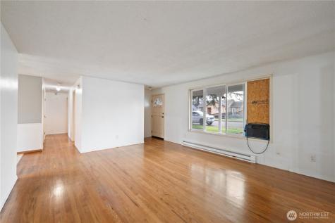 359 Douglas Street Longview WA 98632