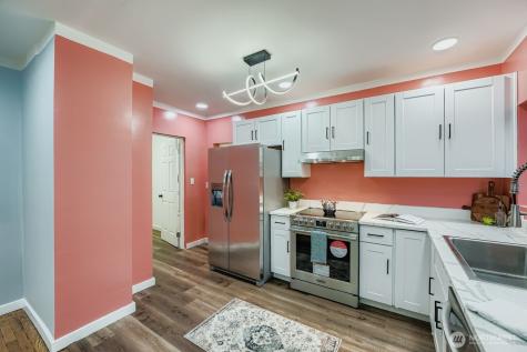 102 N Street NE Auburn WA 98002