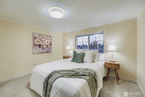 102 N Street NE Auburn WA 98002