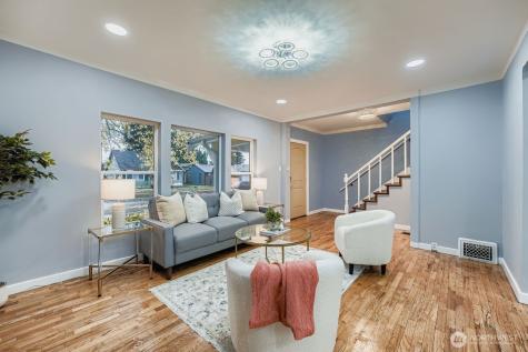 102 N Street NE Auburn WA 98002